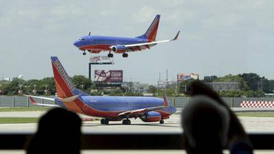 Ex-Southwest Airlines customer-service agent from Bolingbrook is charged with fraud in voucher-selling scheme