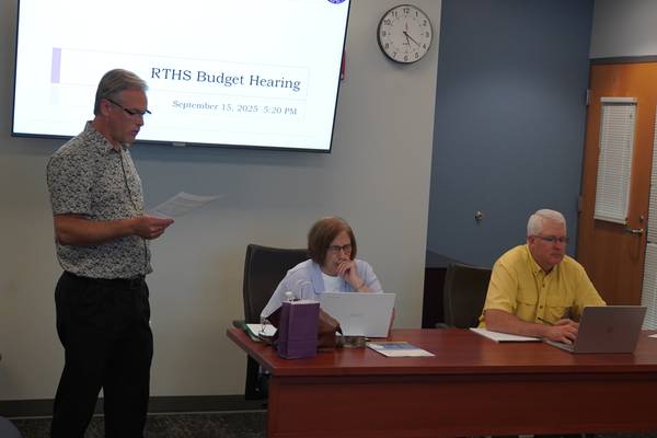 Rochelle High School Board: budget approved, new teachers introduced