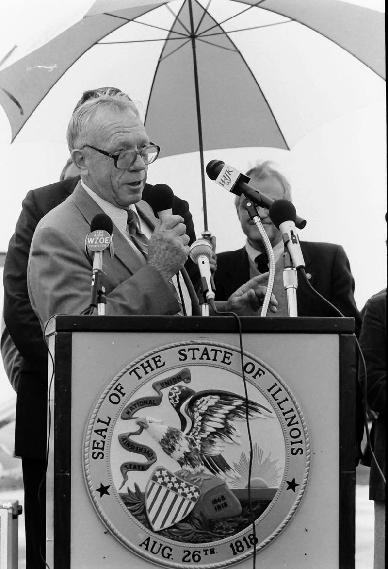 Former Peru mayor Don Baker speaks during the grand opening of the Illinois Valley Regional Airport on October 18 1985 in Peru.