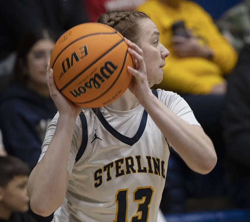 Sterling’s Abby Ryan looks to make a play against Rochelle Tuesday, Jan. 6, 2026.