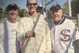 Morris’s own Shoeless Joe roots for White Sox legend to go into the Hall of Fame
