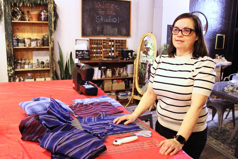 Beauty is in the eye of the beholder – and Melissa Hull of Morrison has a unique one. Her Morrison business, Upcycle Junkie, centers around interactive crafting experiences to give customers space and opportunity to create their own visions, or receive inspiration from Hull to put a new lease on life into something. "I think that crafting together creates community," Hull said. "It's really fun to see everyone participating, smiling and enjoying themselves. I like to provide something like that."