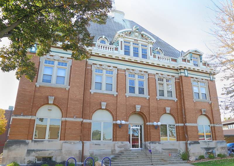 La Salle City Hall