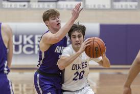 Boys basketball: Dixon survives 13-point fourth-quarter rally to top Rochelle