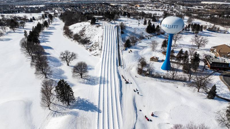 Embark on a ski adventure in northern Illinois this winter