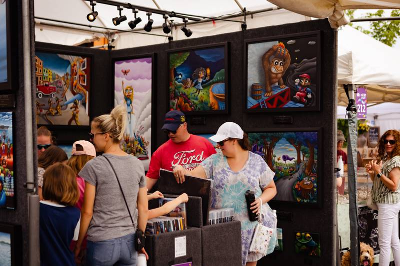 The 26th annual St. Charles Fine Art Show, sponsored by St. Charles Chrysler
Dodge Jeep Ram, is taking place Memorial Day Weekend from 10 a.m. to 6 p.m., Saturday, May 25, from 10 a.m. to 6 p.m. 
on Sunday, May 26 on Riverside
Avenue between Main Street (Route 64) and Illinois Avenue in downtown St. Charles.