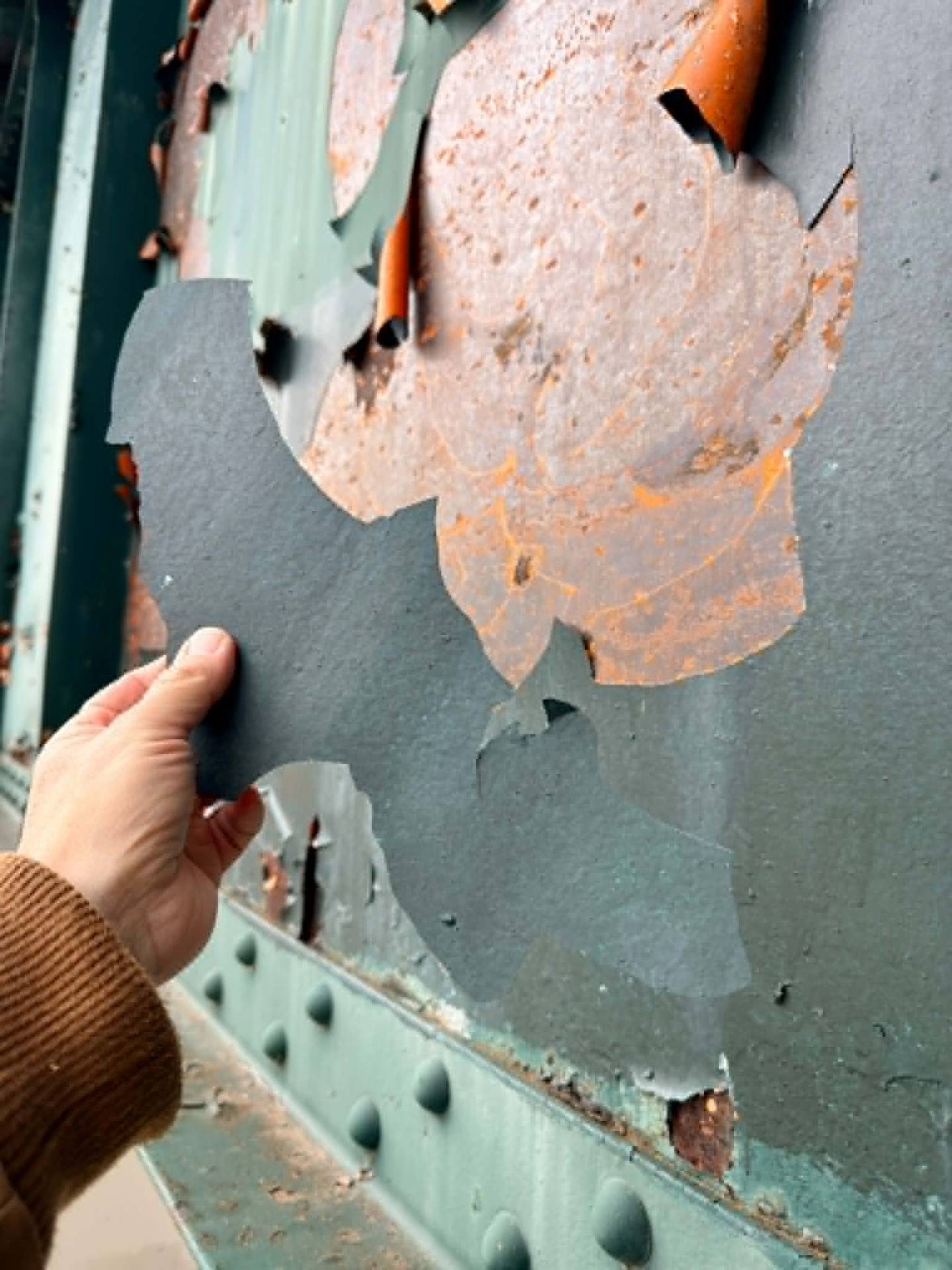 The Illinois Environmental Protection Agency served Union Pacific Railroad a violation and order to devise a mitigation plan to clean-up lead-based paint flakes from entering the Fox River watershed in St. Charles.