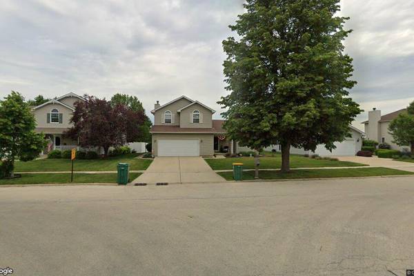 Single-family home in Manhattan sells for $360,000