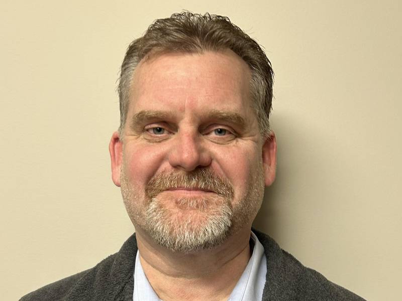The Crystal Lake Food Pantry has announced the appointment of Jason Weisenberger as its executive director.