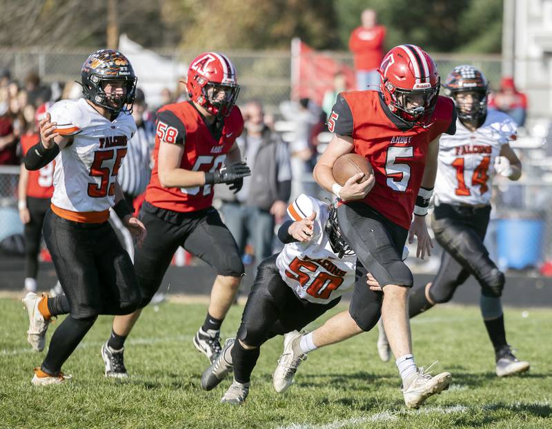 Amboy’s Landon Whelchel gets behind the defense against FCW Saturday, Nov. 4, 2023 in the 8-man semifinal game in Amboy.