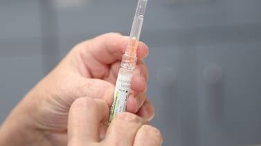 Pritzker issues executive order to ensure access to vaccines this fall