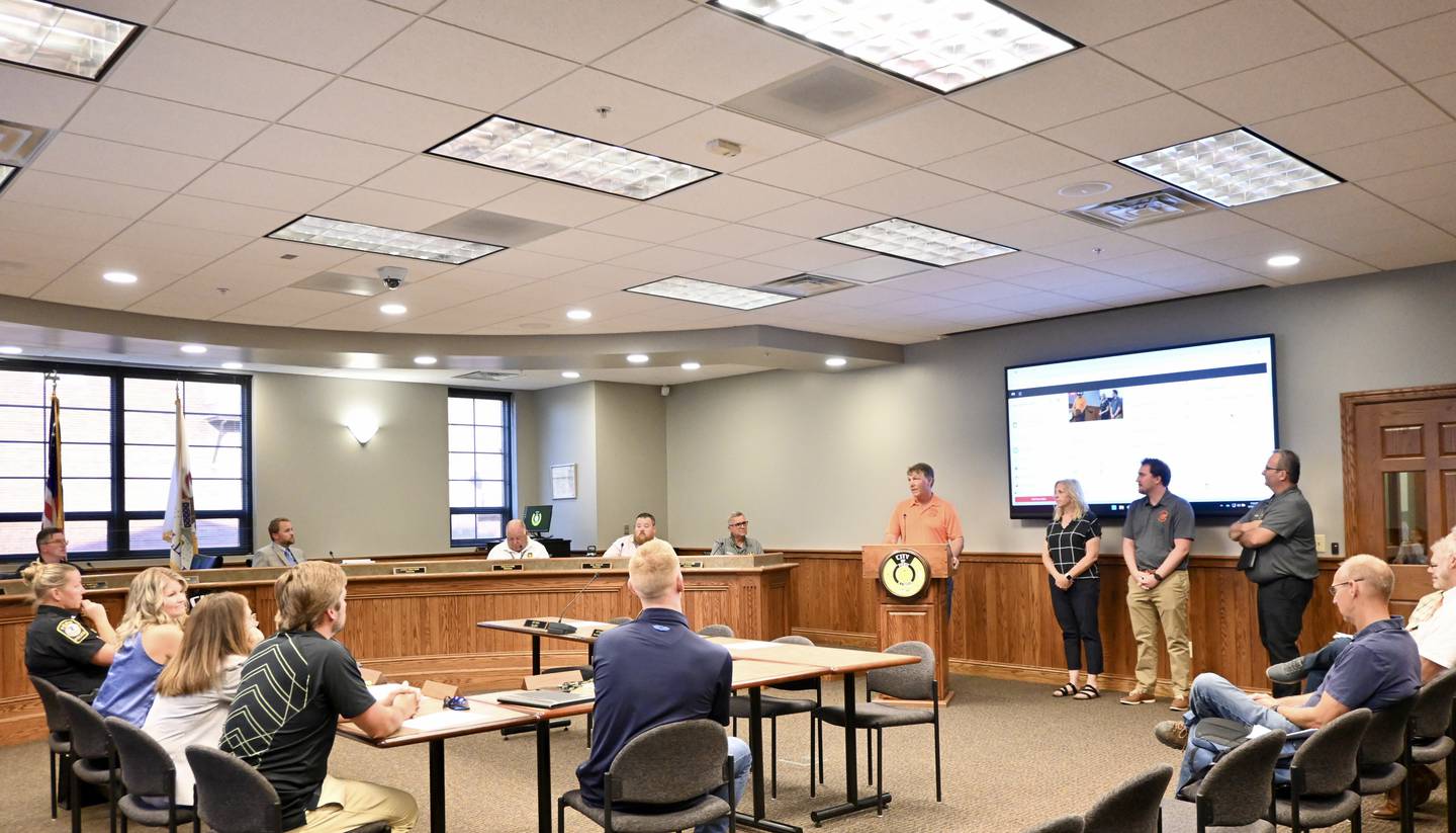 Pistol Shrimp Owner John Jakiemiec thanked the business community and the fans on behalf of himself and  General Manager June Keeley and Assistant General Manager Lucas Burris for all of the support they have received during Monday nights council meeting.