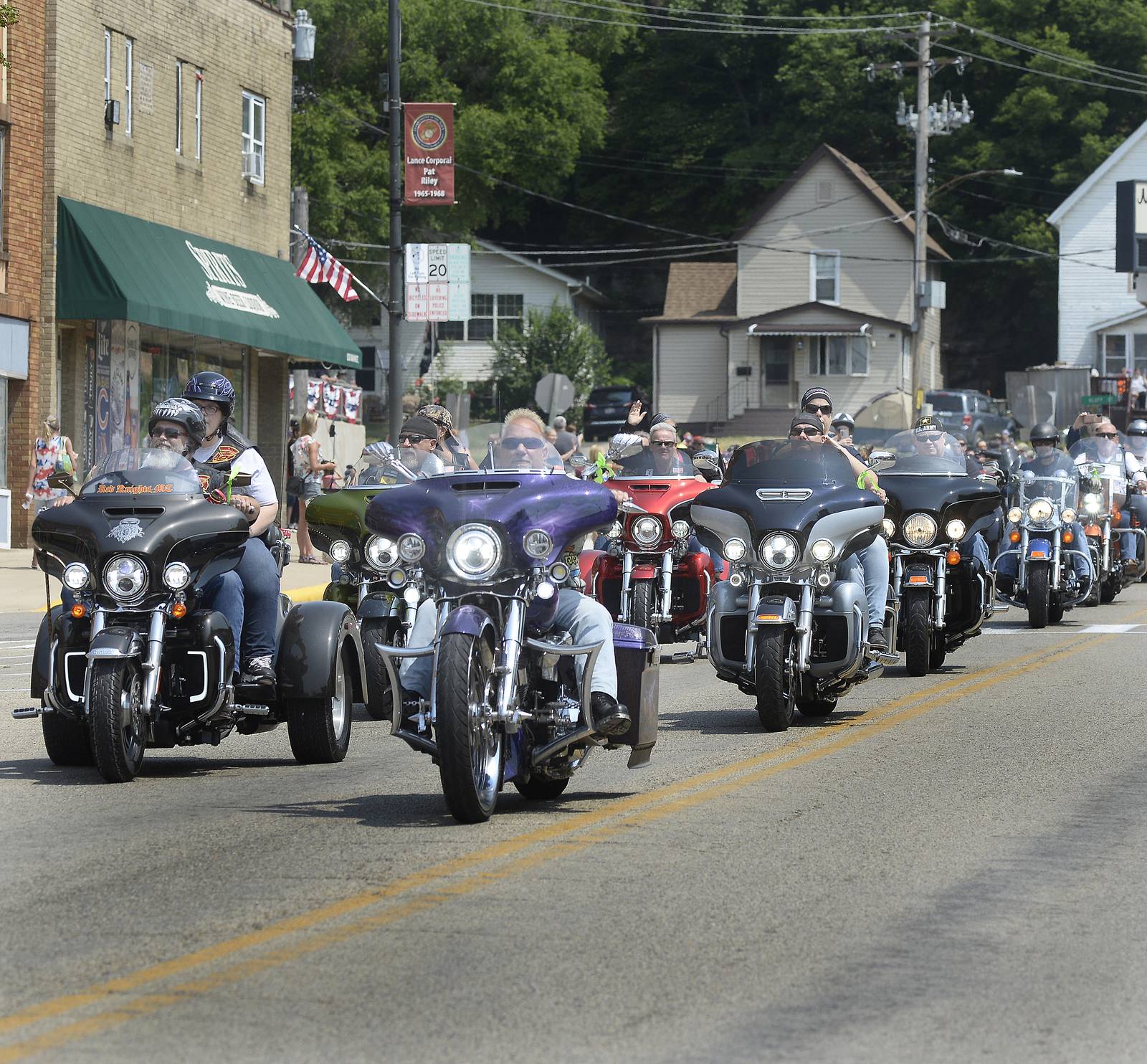 Photos Freedom Run pays its annual tribute in Marseilles Shaw Local