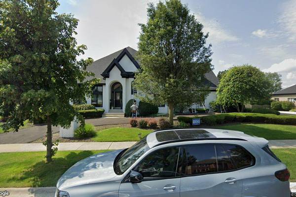 Sale closed in Orland Park: $850,000 for a single-family home