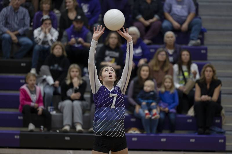 Dixon’s Sydney Hargrave sets the ball in the regional semifinal Tuesday, Oct. 25, 2022 against Ottawa.