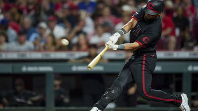 Prairie Ridge grad Nick Martini rips tying homer in ninth as Cincinnati splits with Cubs