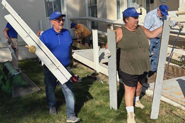 Princeton Rotary Club volunteers remove museum’s wooden ramp