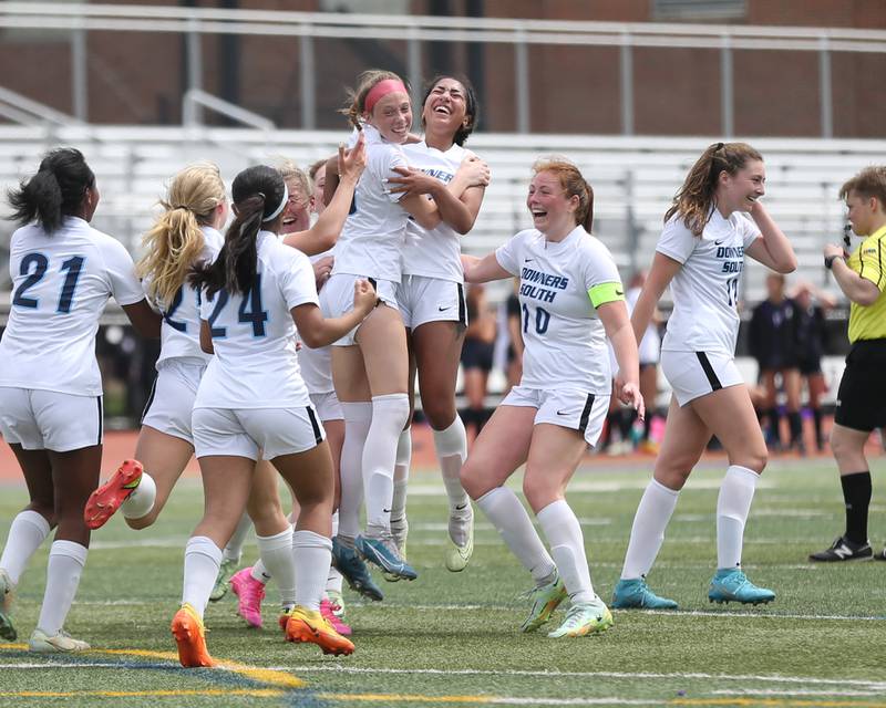Photos: Downers Grove North vs Downers Grove South soccer Shaw Local