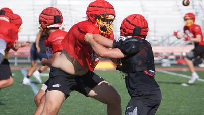 Kane County Week 9 notes: With DuKane Conference up for grabs, Batavia’s Ryan Myers goes both ways on the line