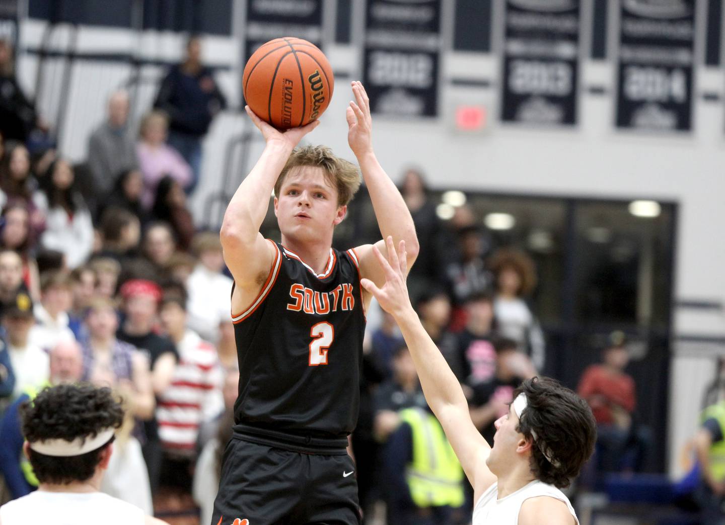 Wheaton Warrenville South’s Jake Vozza shoots the ball during a game at Lake Park in Roselle on Friday, Feb. 10, 2023.