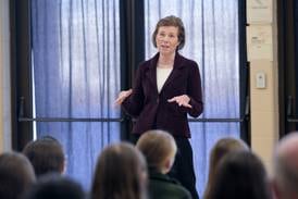 You may approach the bench: State Supreme Court justice to give talk at St. Charles Library Tuesday