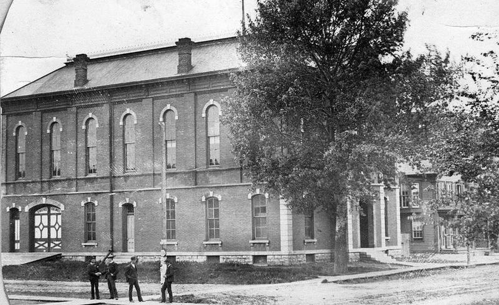 Sandwich Opera House Shaw Local