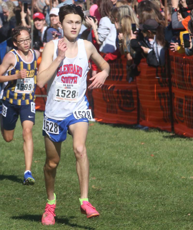 Glenbard South's Jaden Frederick competes in the Class 2A State Cross Country race on Saturday, Nov. 4, 2023 at Detweiller Park in Peoria.