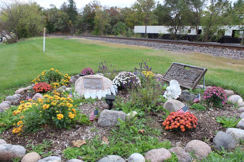 The Seven Angels Crossing memorial placed at the Algonquin Road and Route 14 intersection in Fox River Grove.