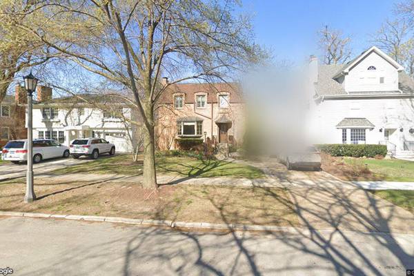 Single-family home in La Grange sells for $1.21 million