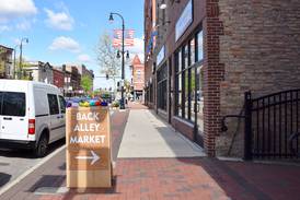 DeKalb Back Alley Market to feature vintage and retro finds Saturday