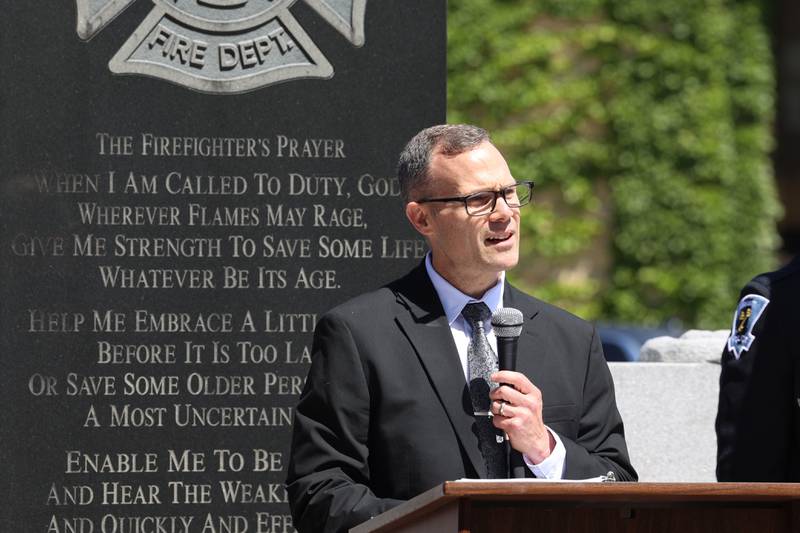 Ryan Presley, an FBI Special Agent based in Springfield, gives the memorial address during the Kankakee County Law Enforcement Memorial on Thursday, May 14, 2026, at the Kankakee County Courthouse.