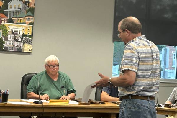 Buffalo Township agrees to donate old Polo Town Hall to theater group