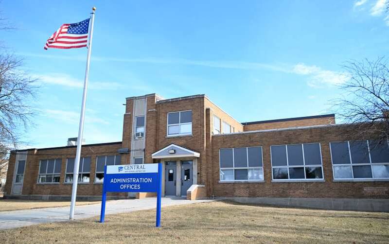 The Central Unit School District 301 school board approved a separation agreement with superintendent Esther Mongan Monday.
