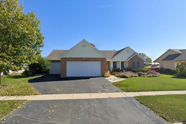 Single-family home sells for $399,000 in Sycamore