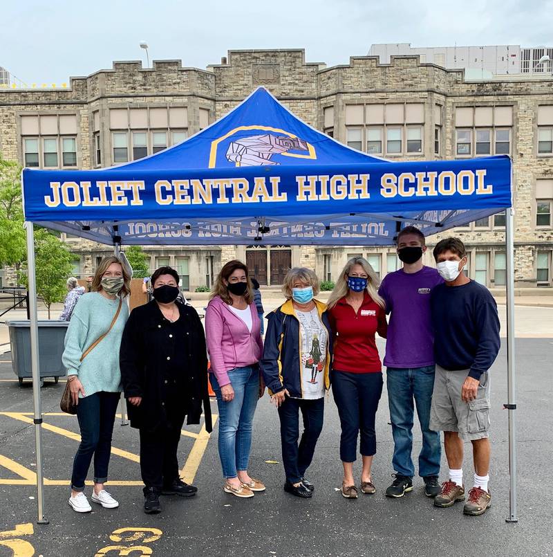 Members of the Visitation and Aid Society in Joliet helped sponsor and distribute a produce giveaway at Joliet Central High School during the pandemic. The organization, which helps people in need, is holding its Spring Elegance Brunch on Sunday, April 1, 2022. Reserve tickets by April 25, 2022.