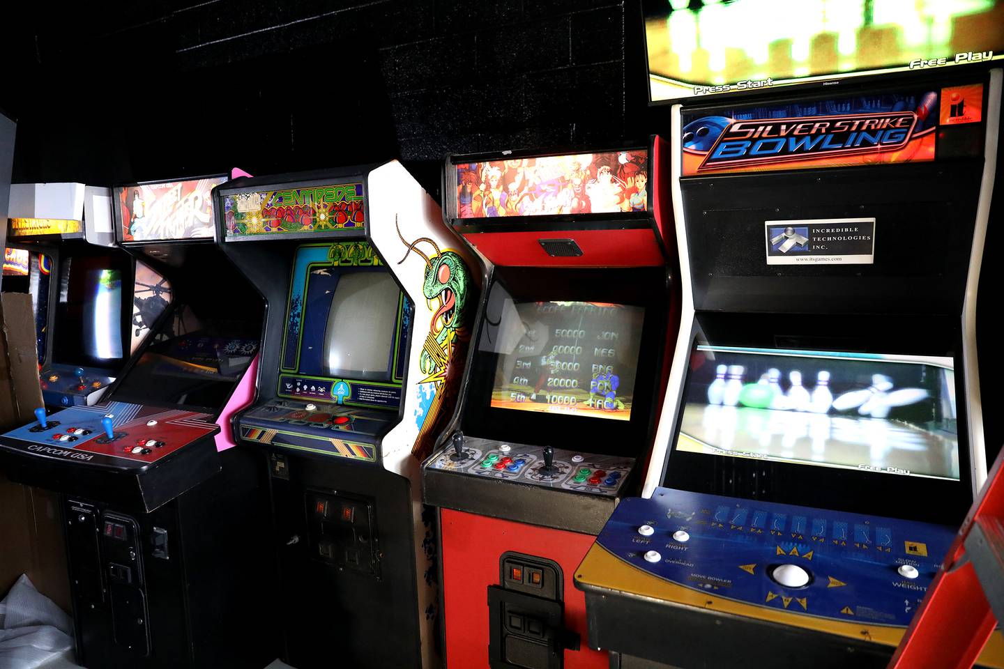 Owner Steve Oleksy plans to open an arcade next to his Planet Pizza restaurant in Plano.