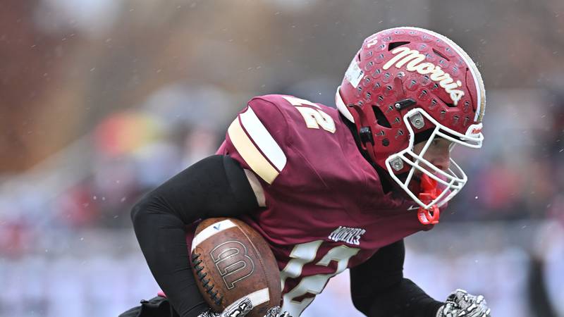 Photos: Morris vs. Metamora, 4A varsity football playoffs