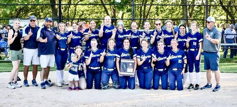 Bureau Valley defeated rival Princeton 7-6 to win the Class 2A Rock Falls Regional championship on Friday. It was the Storm's second regional crown in school history.