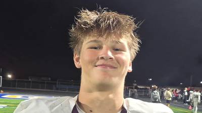 QB Brendan Mecher runs for four touchdowns, Lockport hands Sandburg its second defeat