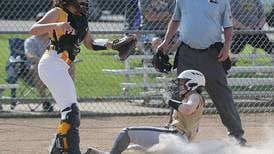 Photos: Marquette vs Putnam County softball