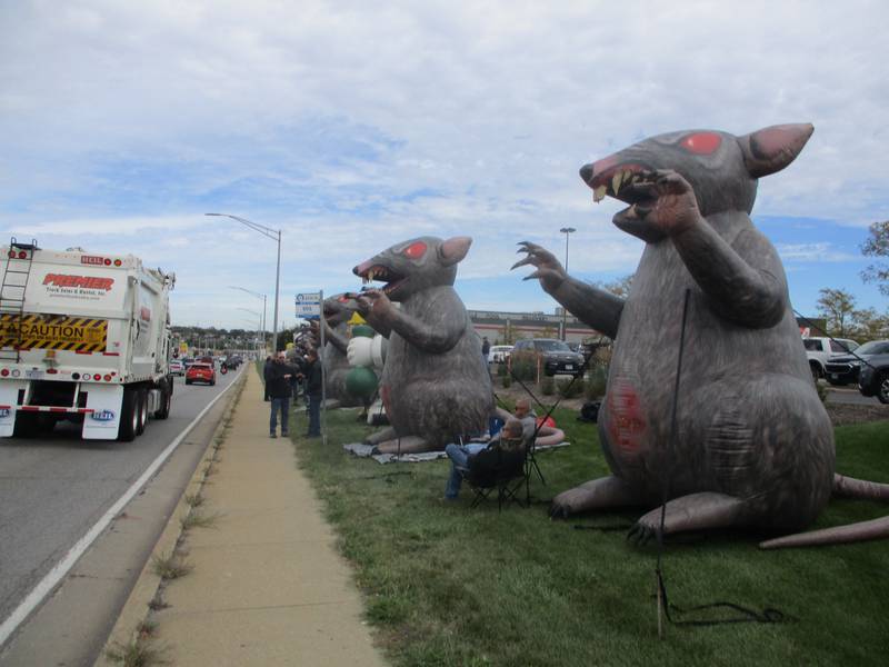 Fourteen inflatable rats lined Larkin Avenue in Joliet on Friday morning as building trades unions protested a Starbucks construction site in the North Ridge Plaza. Sept. 23, 2022.