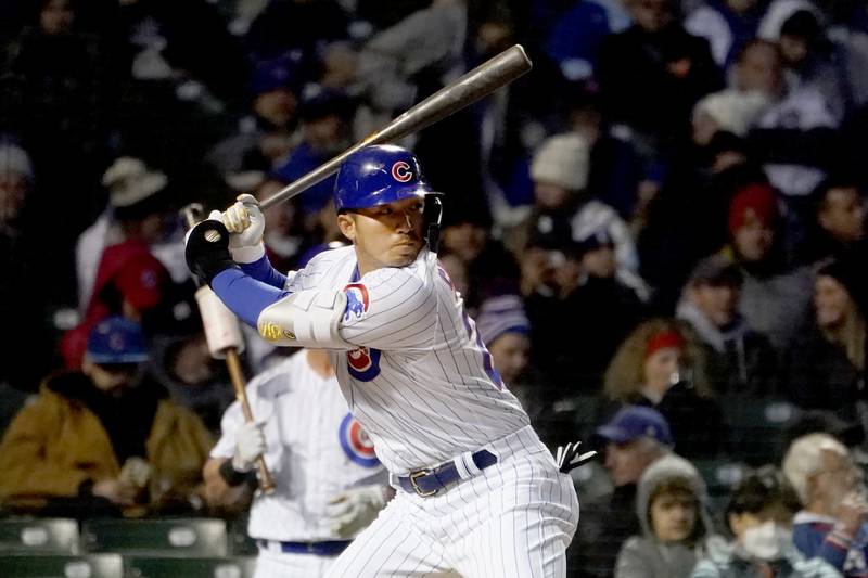 Chicago Cubs outfielder Seiya Suzuki waits for a pitch against the Tampa Bay Rays Monday, April 18, 2022, in Chicago.