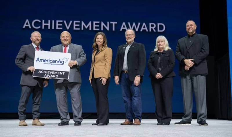 Evan Hultine of rural Princeton, (left) represented Illinois Farm Bureau at the American Farm Bureau Annual Meeting. After an application and interview period he placed 3rd in the nation in the American Farm Bureau Young Farmer and Rancher Achievement Award Contest.