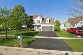 Single-family home sells for $390,000 in Channahon