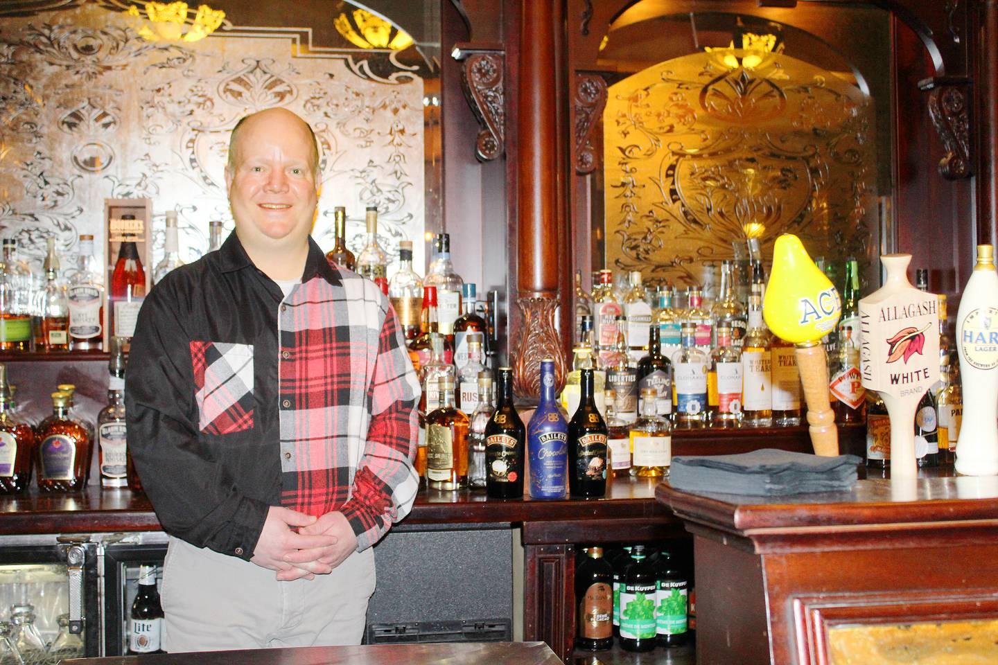 Frank O'Dowd's and The Irish Cottage general manager Matthew Campbell-Nollen makes sure guests at both the pub and hotel get the most out of their Irish experience. The bar counter and hotel lobby's oak and mahogany wood were crafted overseas and reconstructed piece by piece in Galena. “We’re kind of in the middle of nowhere in Illinois, and you get transported to Ireland," he said.