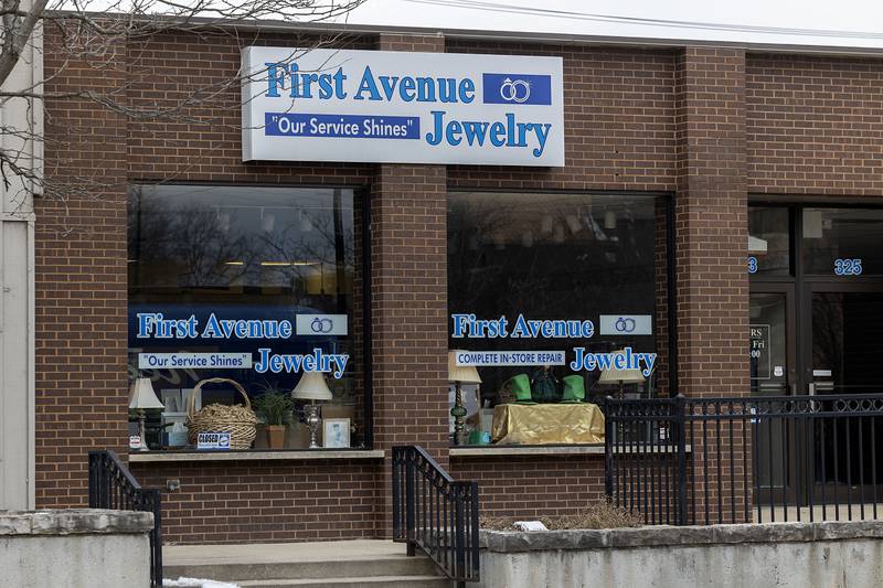Longtime jewelry store First Avenue Jewelry is closing up shop in downtown Sterling.