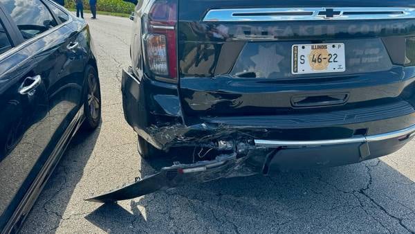 Kankakee juvenile steals car, hits sheriff’s vehicle
