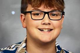 Mendota’s Paxton Bauer rolls 733 series in win: Tuesday’s NewsTribune roundup