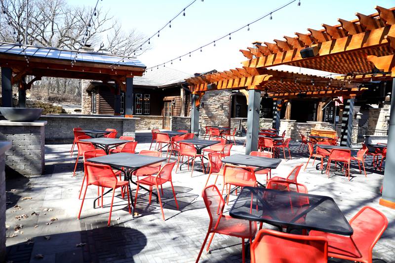 Squire Ale House in Campton Hills, the latest from Bob Karas and the Karas Restaurant Group, opens Tuesday, March 18, 2025.