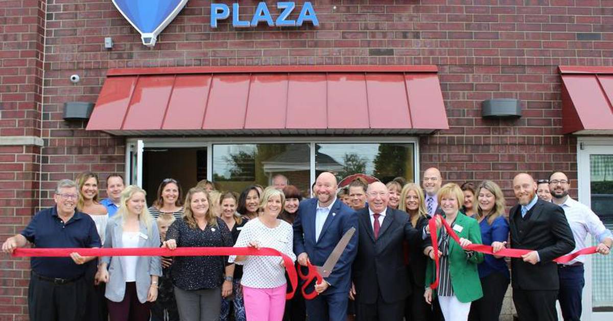 RE/MAX Plaza holds grand opening for new Crystal Lake office Shaw Local